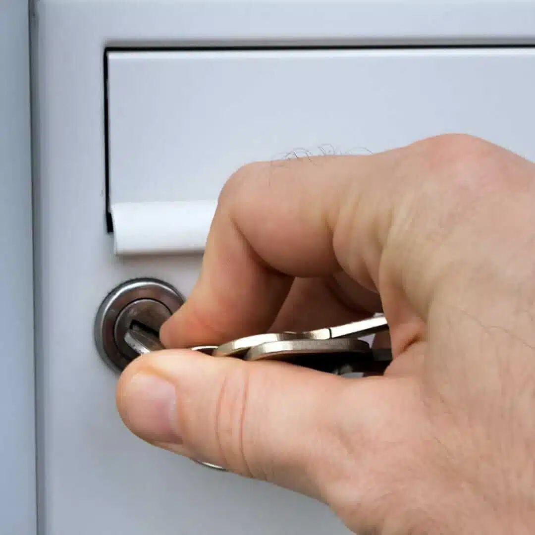 Comment changer une serrure de boîte aux lettres sans difficulté