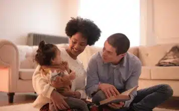 Qui sont la femme et le fils de Booder ?